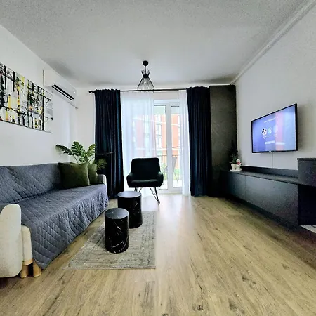 Brauner Urban Апартаменти *